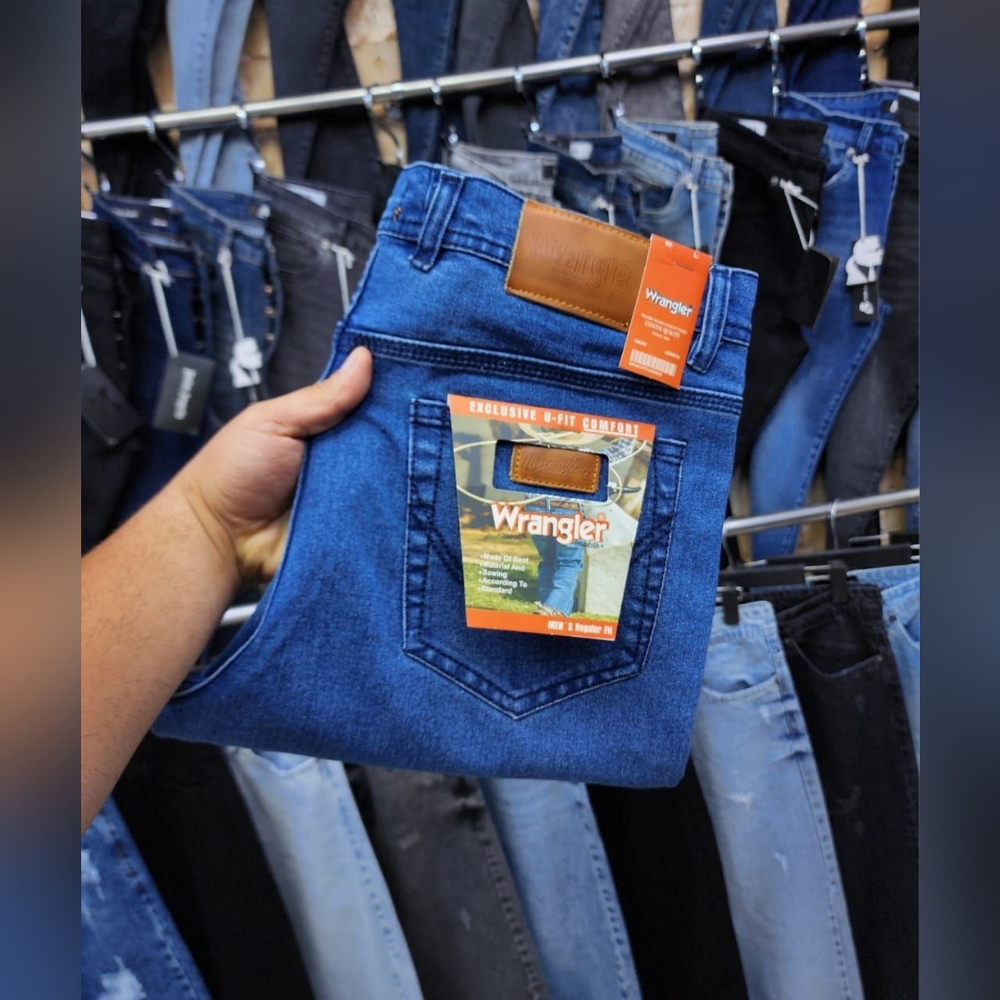 Wrangler Men's Blue Jeans